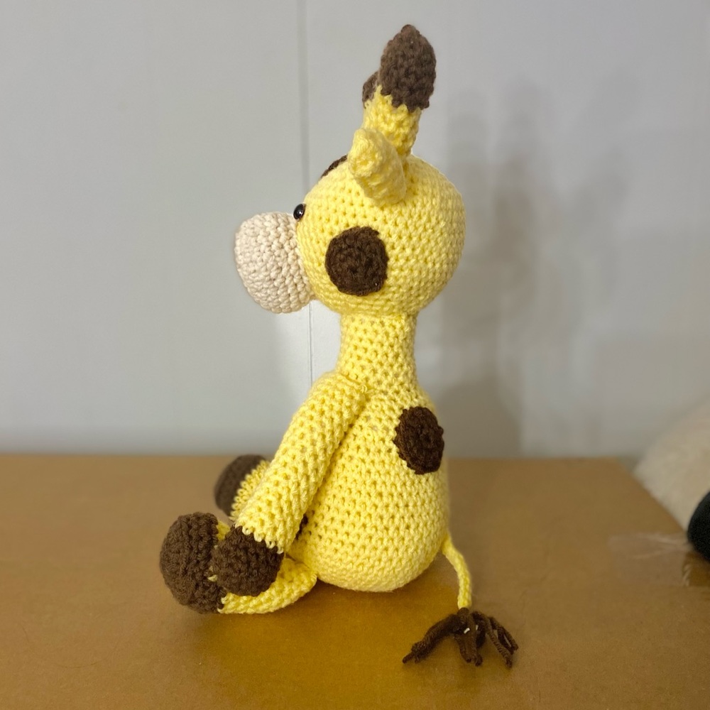 Made to Order- crochet giraffe amigurumi - Picture 5 of 7